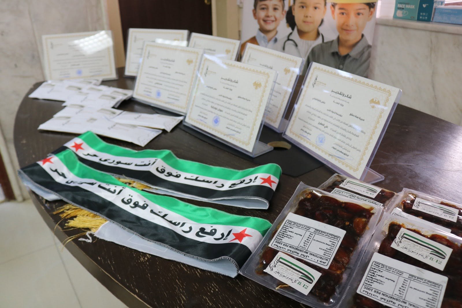 Hospital celebration recognises retired nurses and brings gifts to patients — photo 7